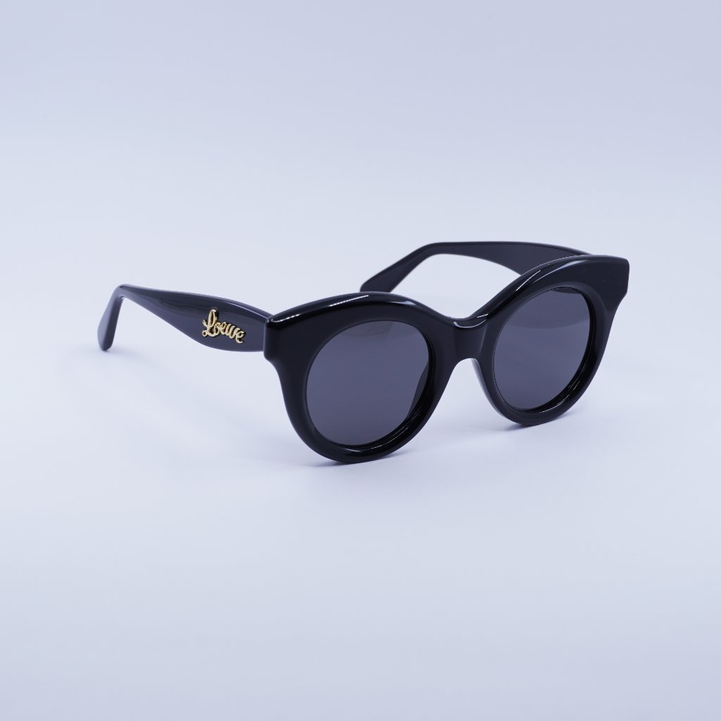Loewe Lw40126i 01a Sunglasses Black Round Frame, Grey Lenses